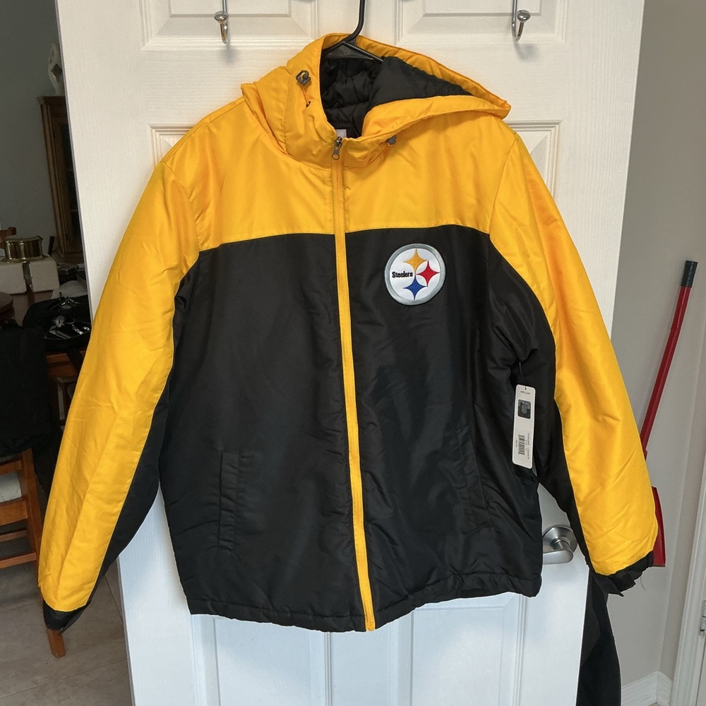 NFL Pittsburgh Steelers Hooded Performance Jacket